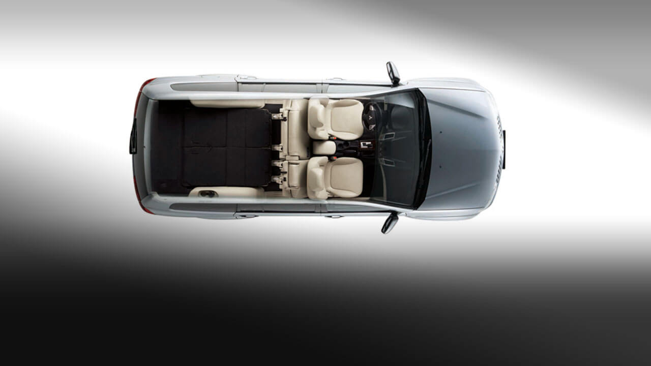 Xe Mitsubishi Pajero Sport máy xăng số tự động có thể gập được hàng ghế thứ 3 gập phẳng xuống bằng sàn xe